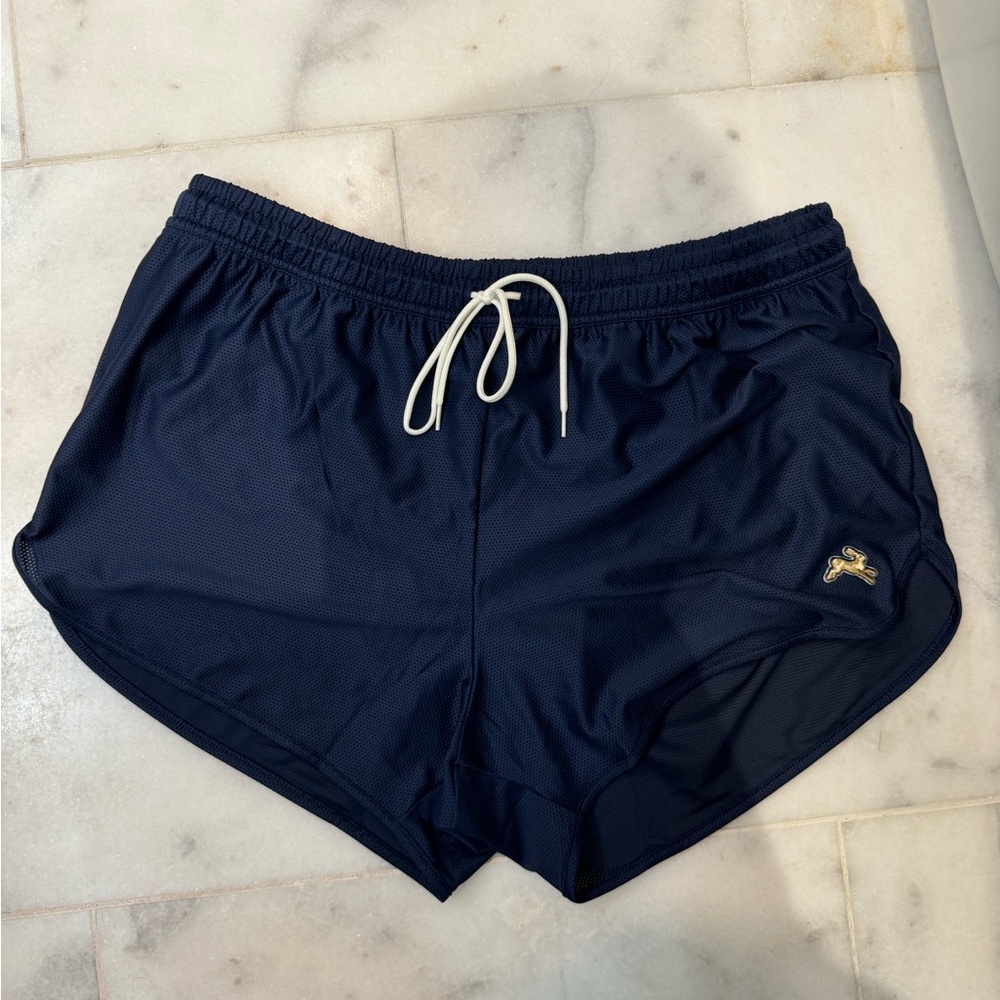 NWT Tracksmith Van Cortlandt Shots